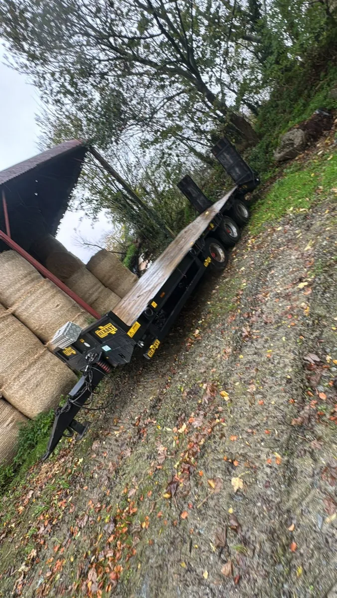 Herbst tri axel low loader - Image 1