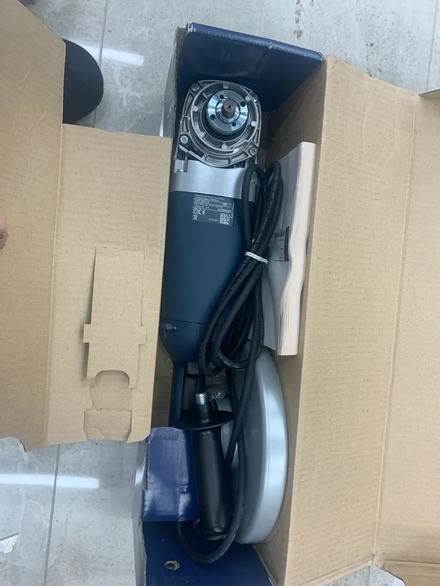 Bosch Professional Angle Grinder - Image 3