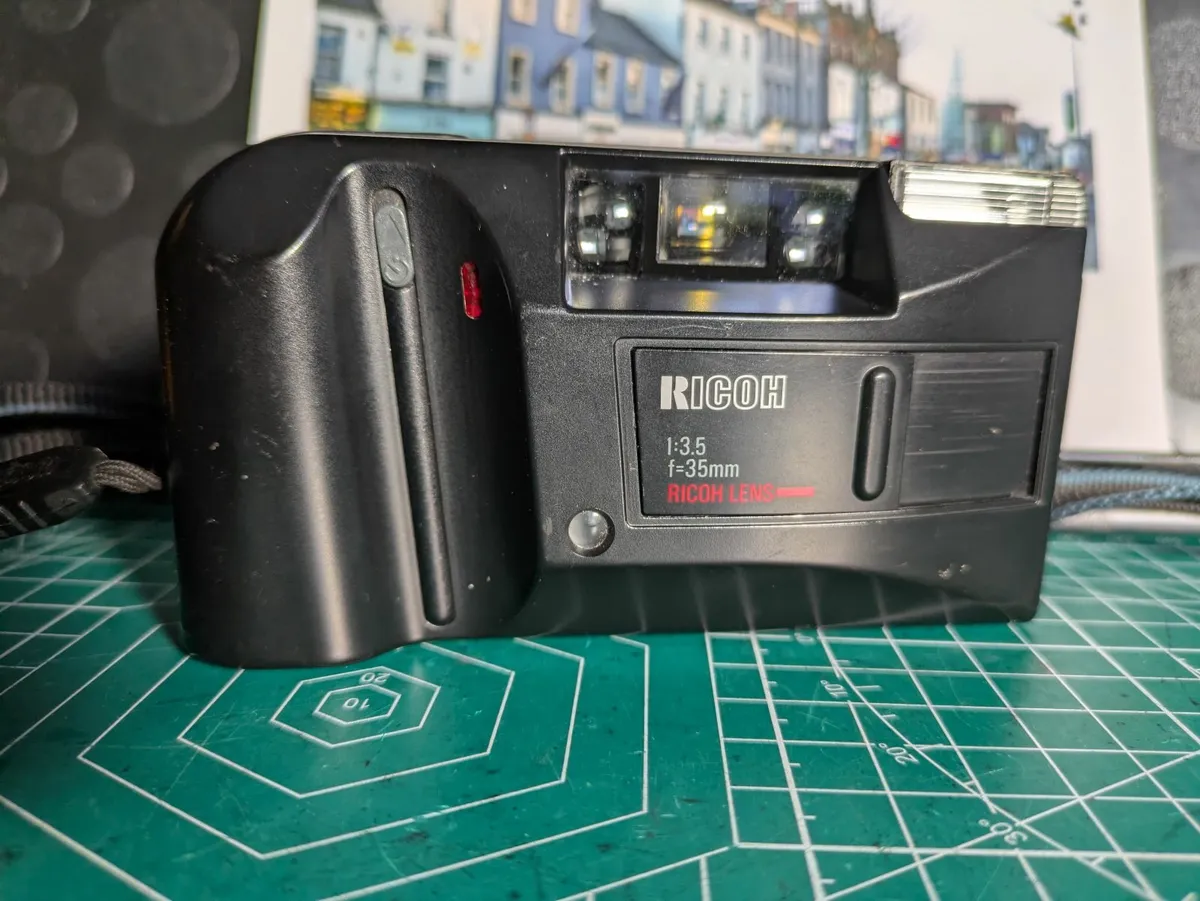 🎞️ Ricoh AF-500 35mm film Point& Shoot camera - Image 3