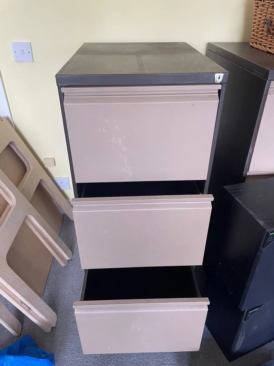 Filing cabinet - Image 3