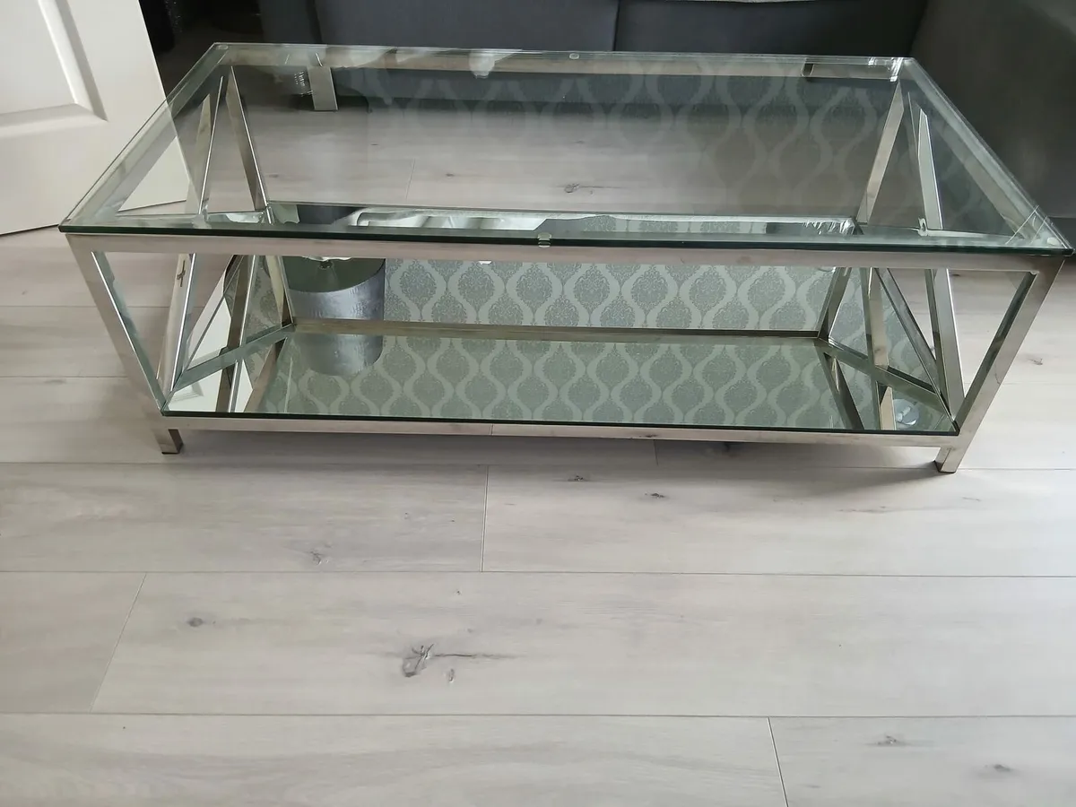 Glass coffee table - Image 1