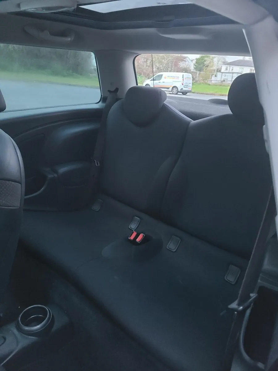 Mini One 2006 - Image 1