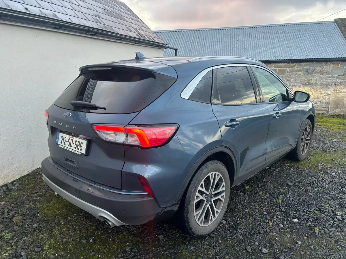 2021 Ford Kuga Titanium - Image 3