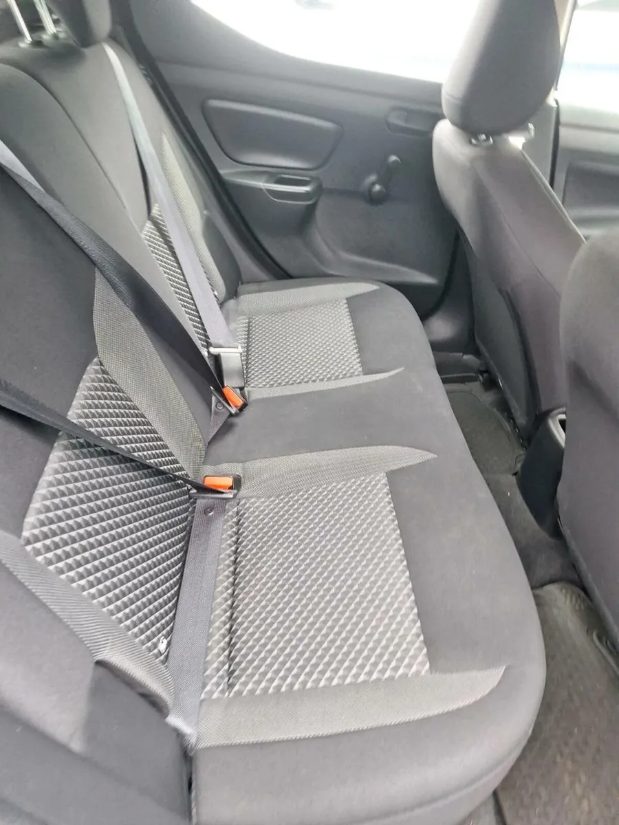 Nissan Micra - Image 4