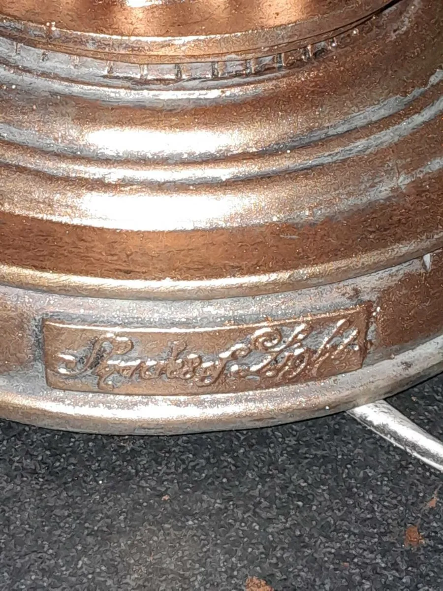 Stunning looking lamp - Image 2