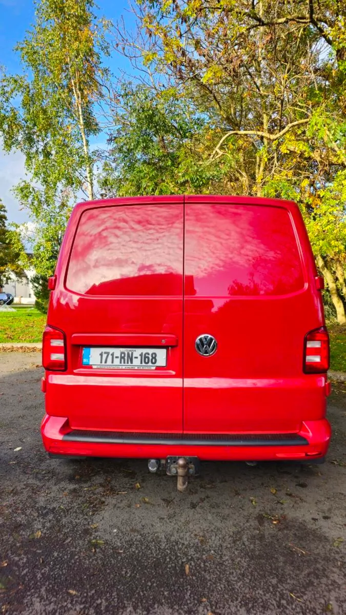 VW Transporter T6/ 150ps / 6 speed / LWB - Image 3
