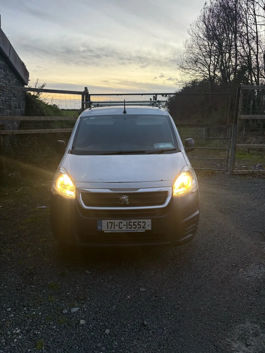 2017 Peugeot partner - Image 2