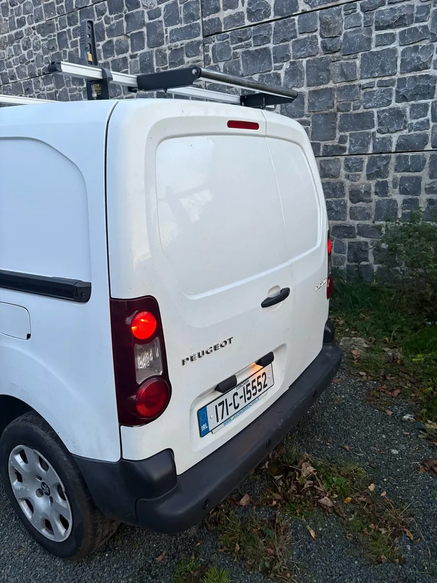 2017 Peugeot partner - Image 4