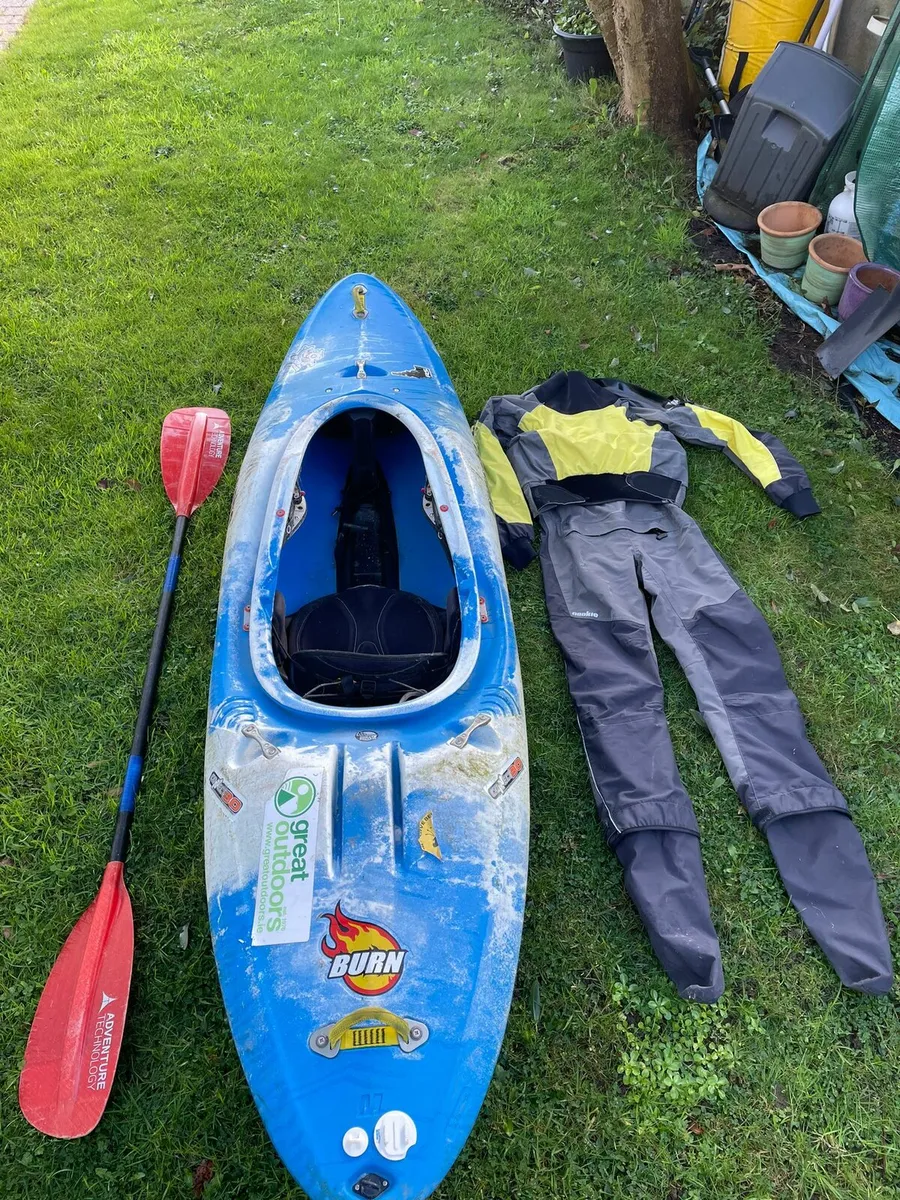 Kayak Bundle - Image 1