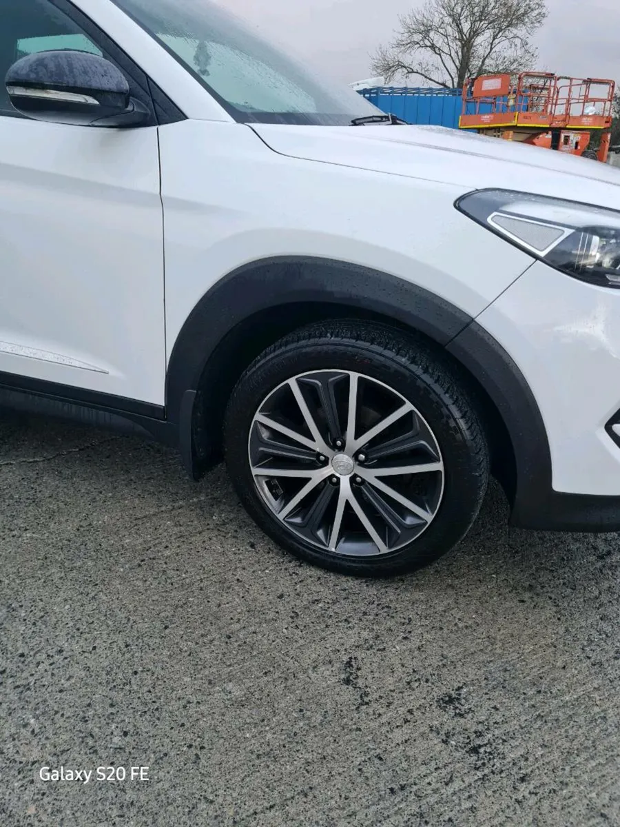 Hyundai Tucson - Image 2