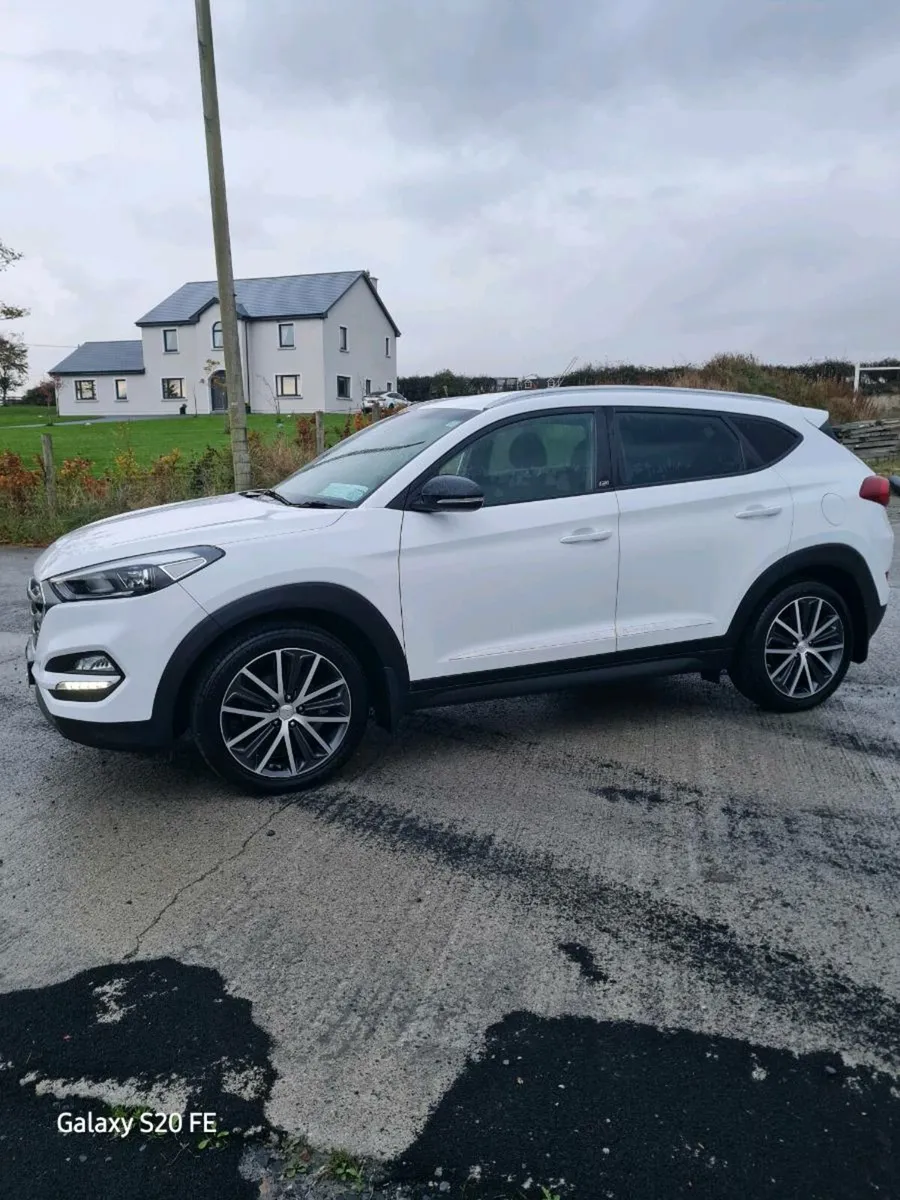 Hyundai Tucson - Image 1