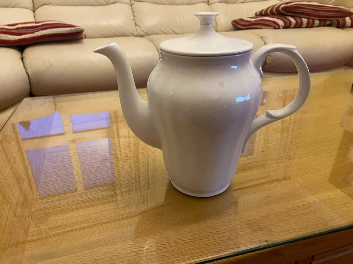 Vintage Alfred Meakin tea pot - Image 1