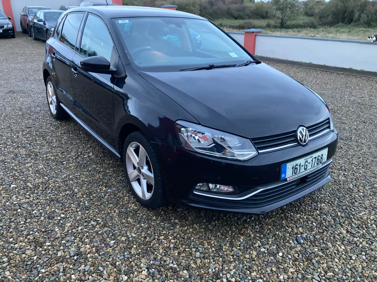 Volkswagen Polo 2016 petrol 1.0 - Image 1