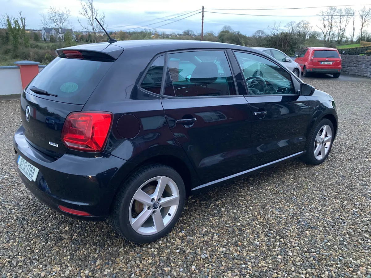 Volkswagen Polo 2016 petrol 1.0 - Image 4