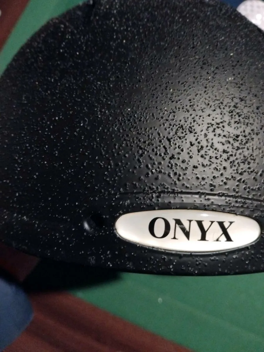 Onyx helmet - Image 3
