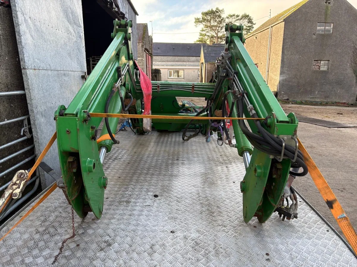 John Deere 751 loader - Image 3