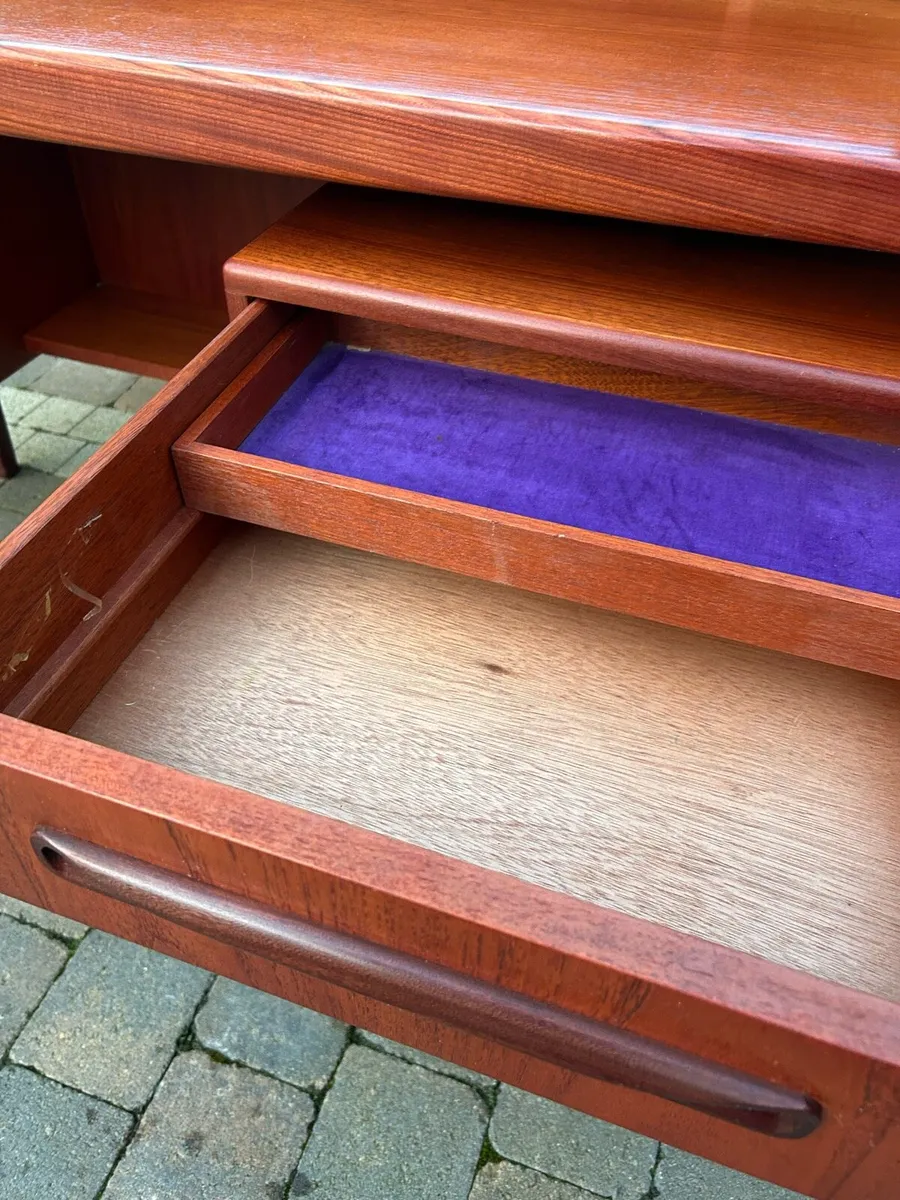 G plan fresco desk / dresser retro vintage - Image 4