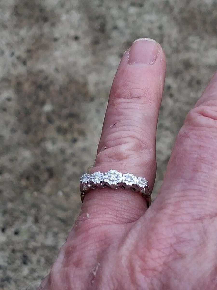 18k Gold and Platinum Diamond Engagement Ring - Image 2