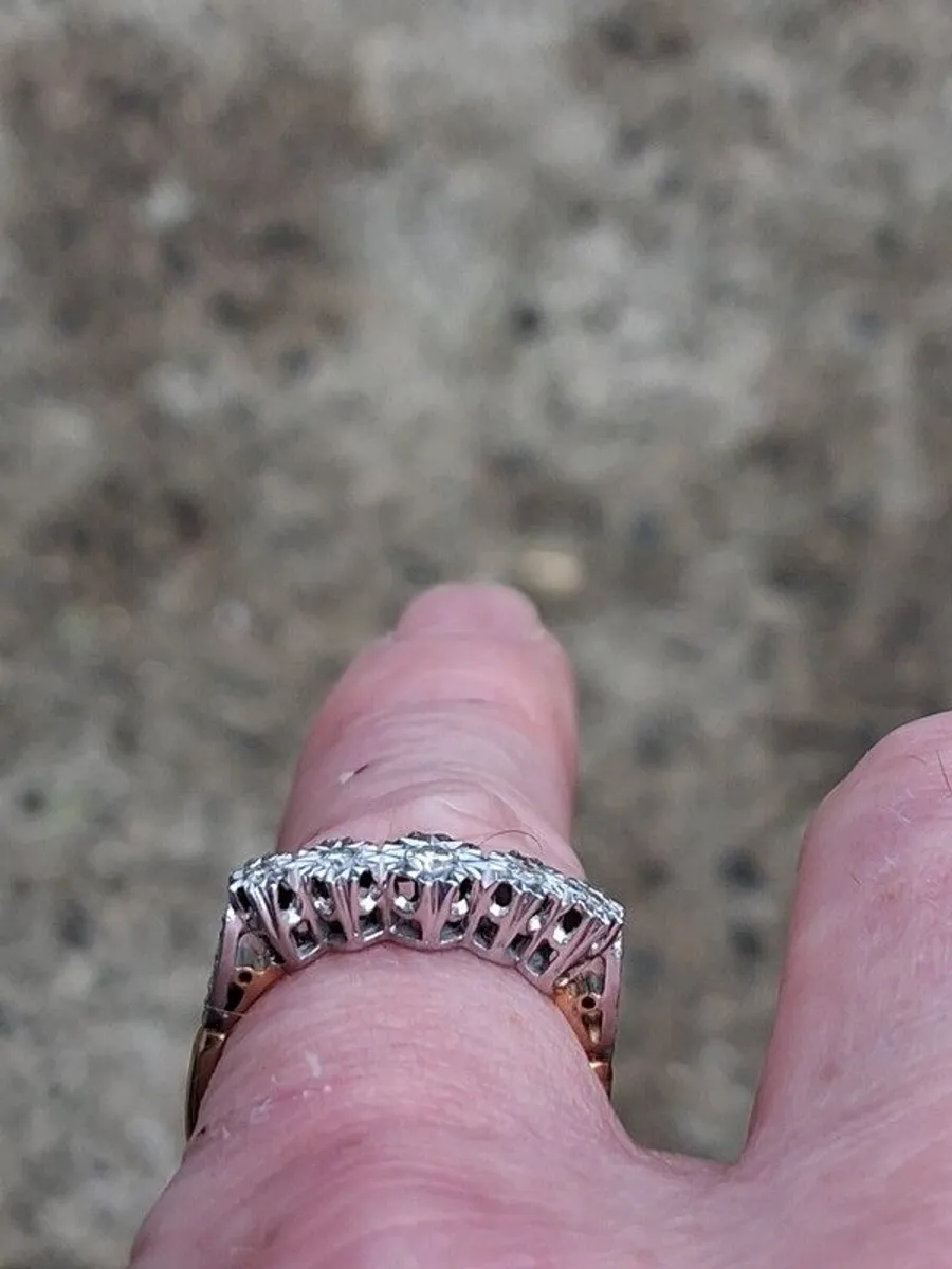 18k Gold and Platinum Diamond Engagement Ring - Image 4