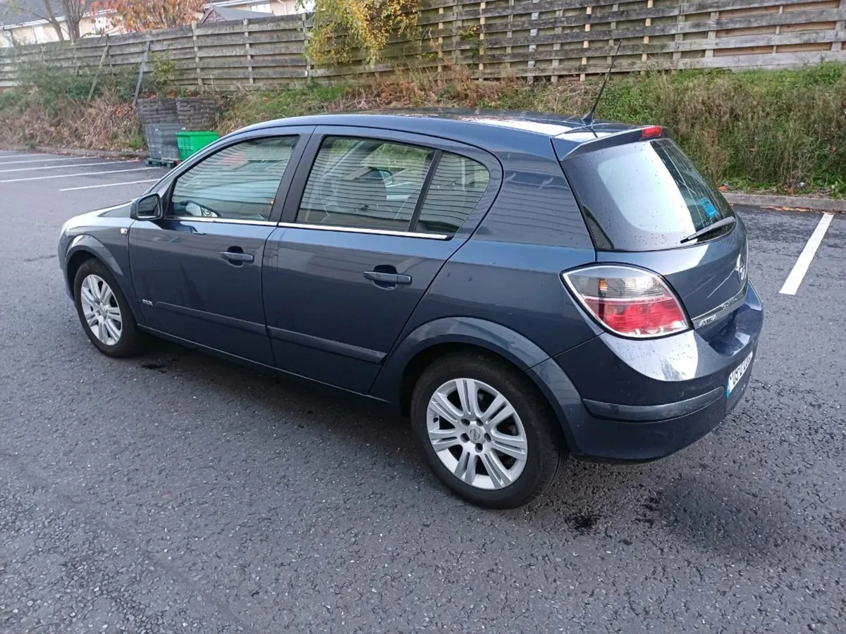 Opel Astra 09 1.4petrol Nct/ Tax - Image 3