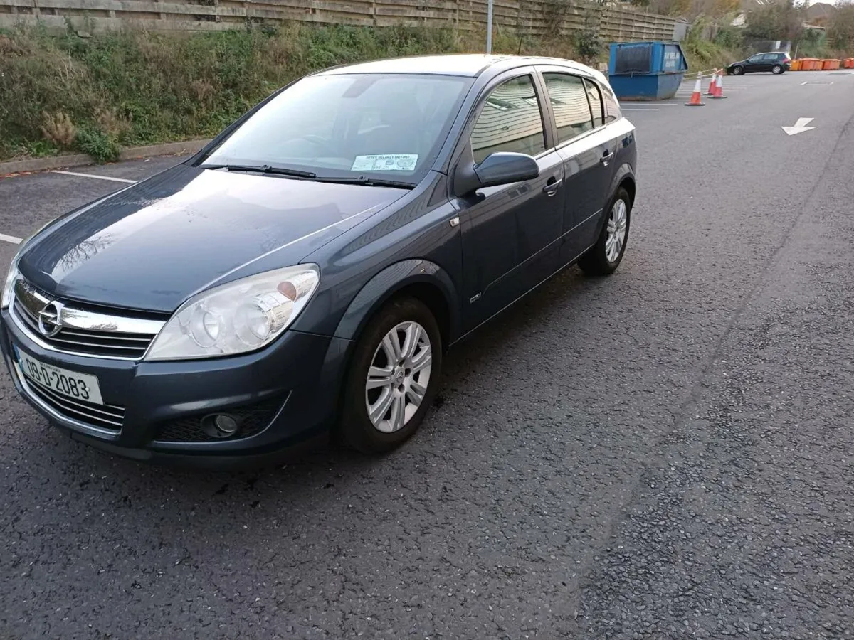 Opel Astra 09 1.4petrol Nct/ Tax - Image 4