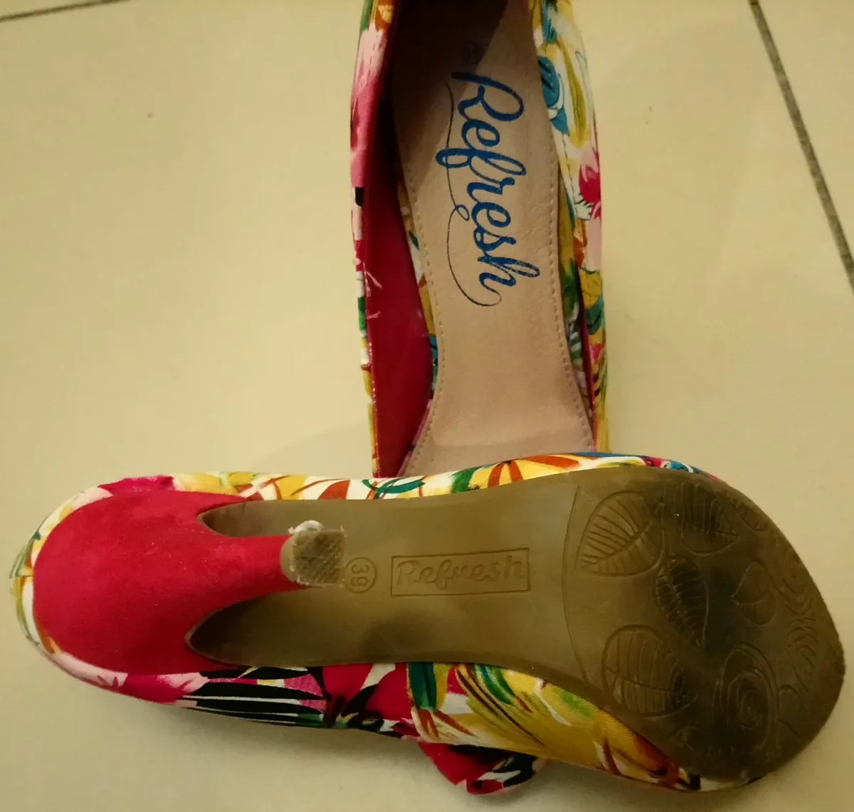 REFRESH - flowers high heels size UK6 EU39 - shoes - Image 3