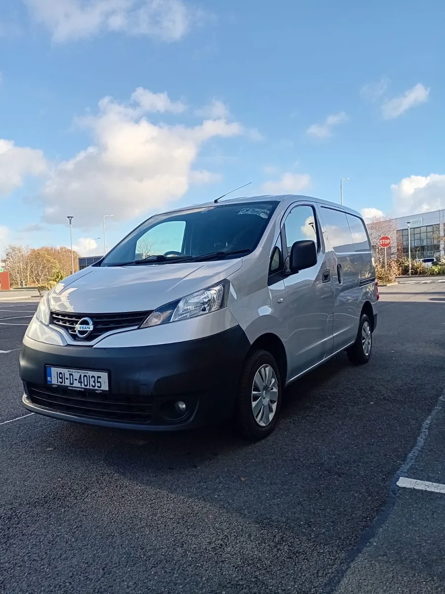 2019 Nissan nv200 - Image 2