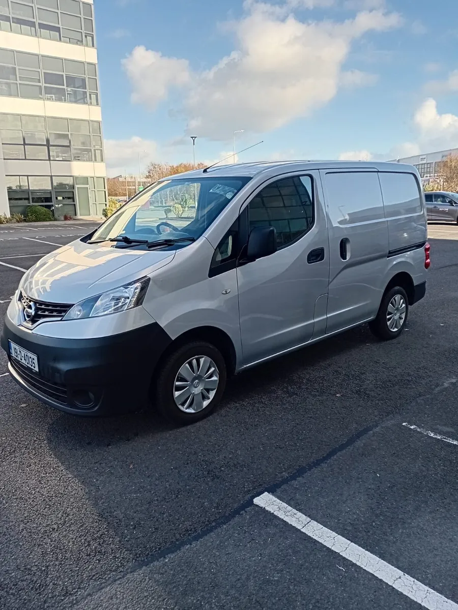 2019 Nissan nv200 - Image 3