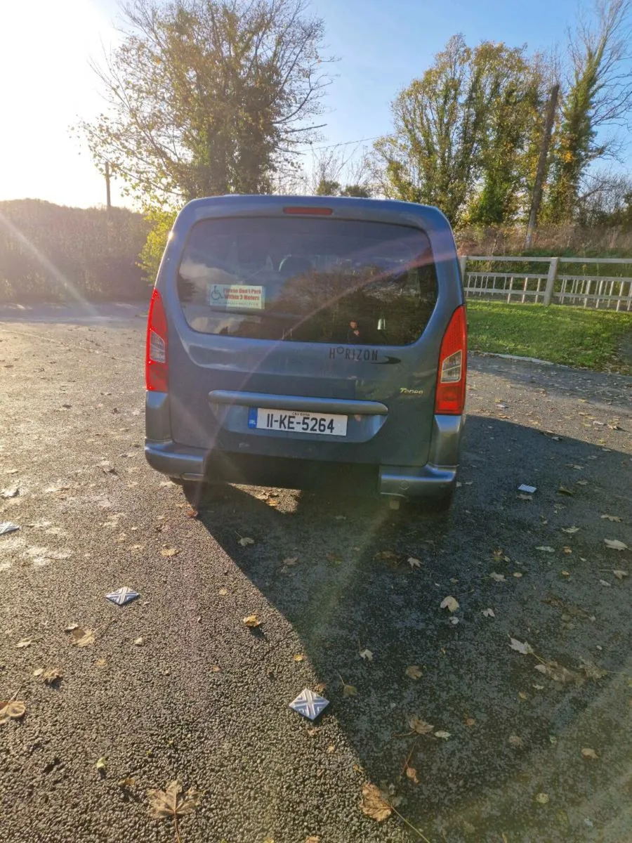 2011 Citroen Berlingo Wheelchair Accessible - Image 4