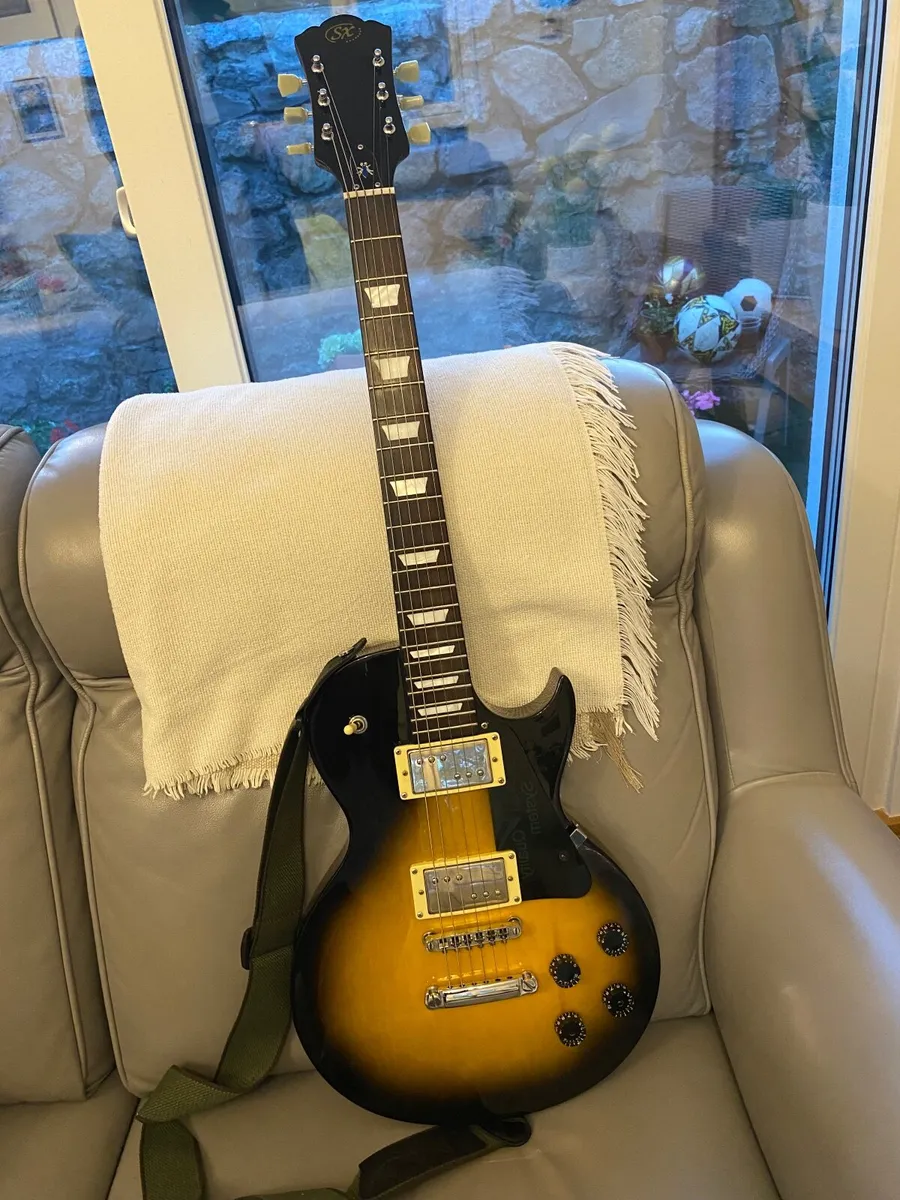 Electric guitar - Image 4