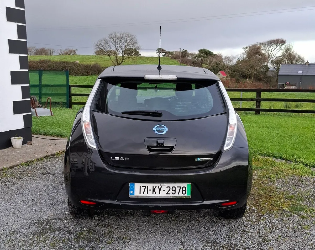 2017 30kw SV Low132kkm SOH 8 BARS-RANGE 140-120 km - Image 2