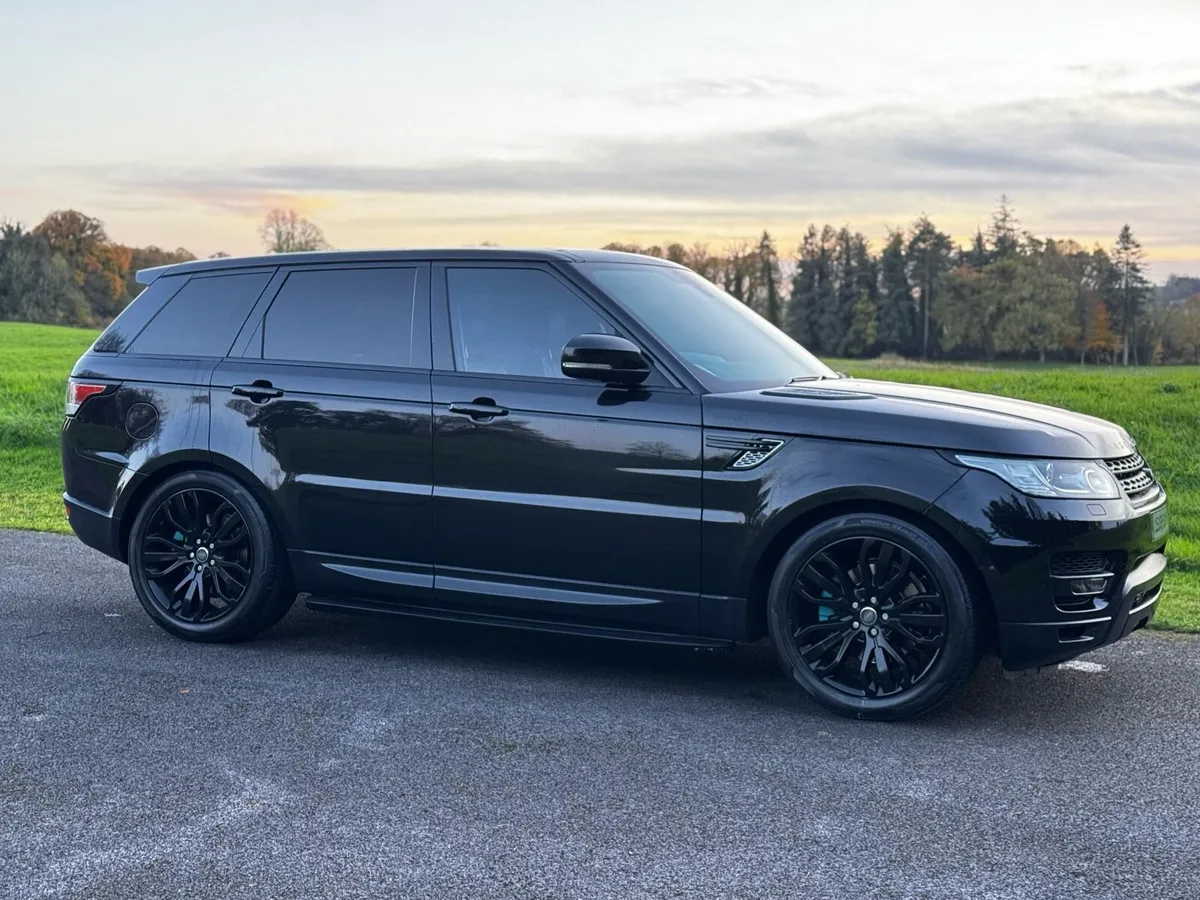 Range Rover Sport 3.0 SDV6 7 Seater - Image 4