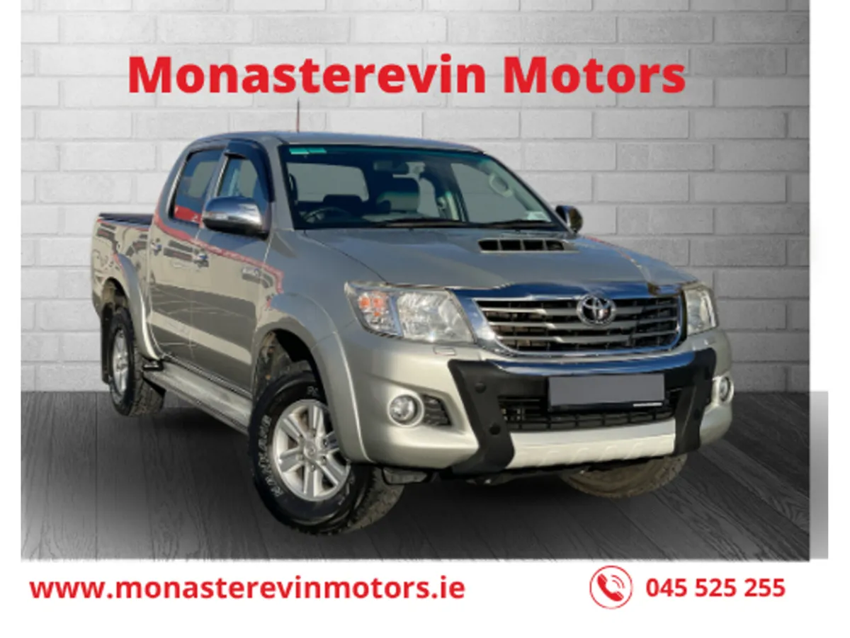 Toyota Hilux 3.0 DCAB SR5 4DR - Image 1