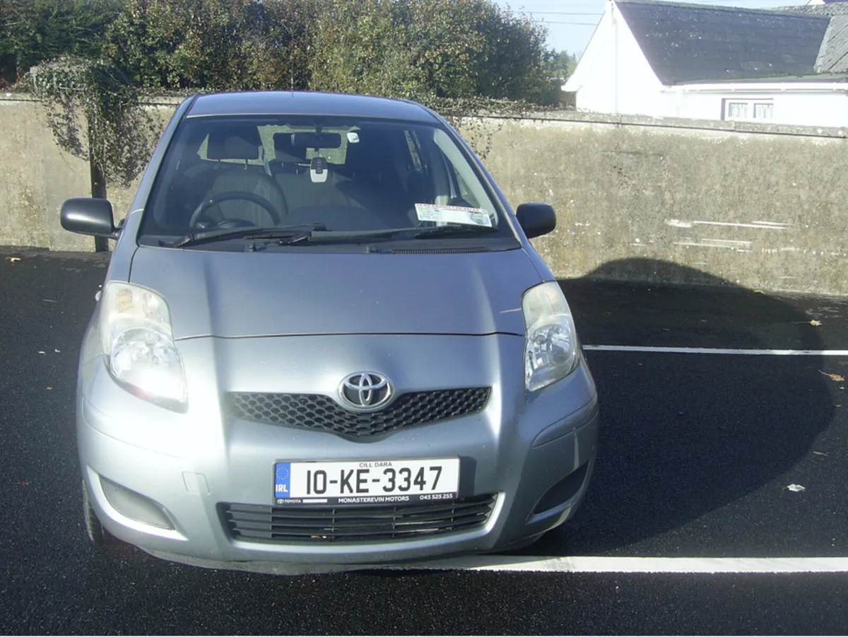 Toyota Yaris MC 1.0 TERRA 5DR - Image 1