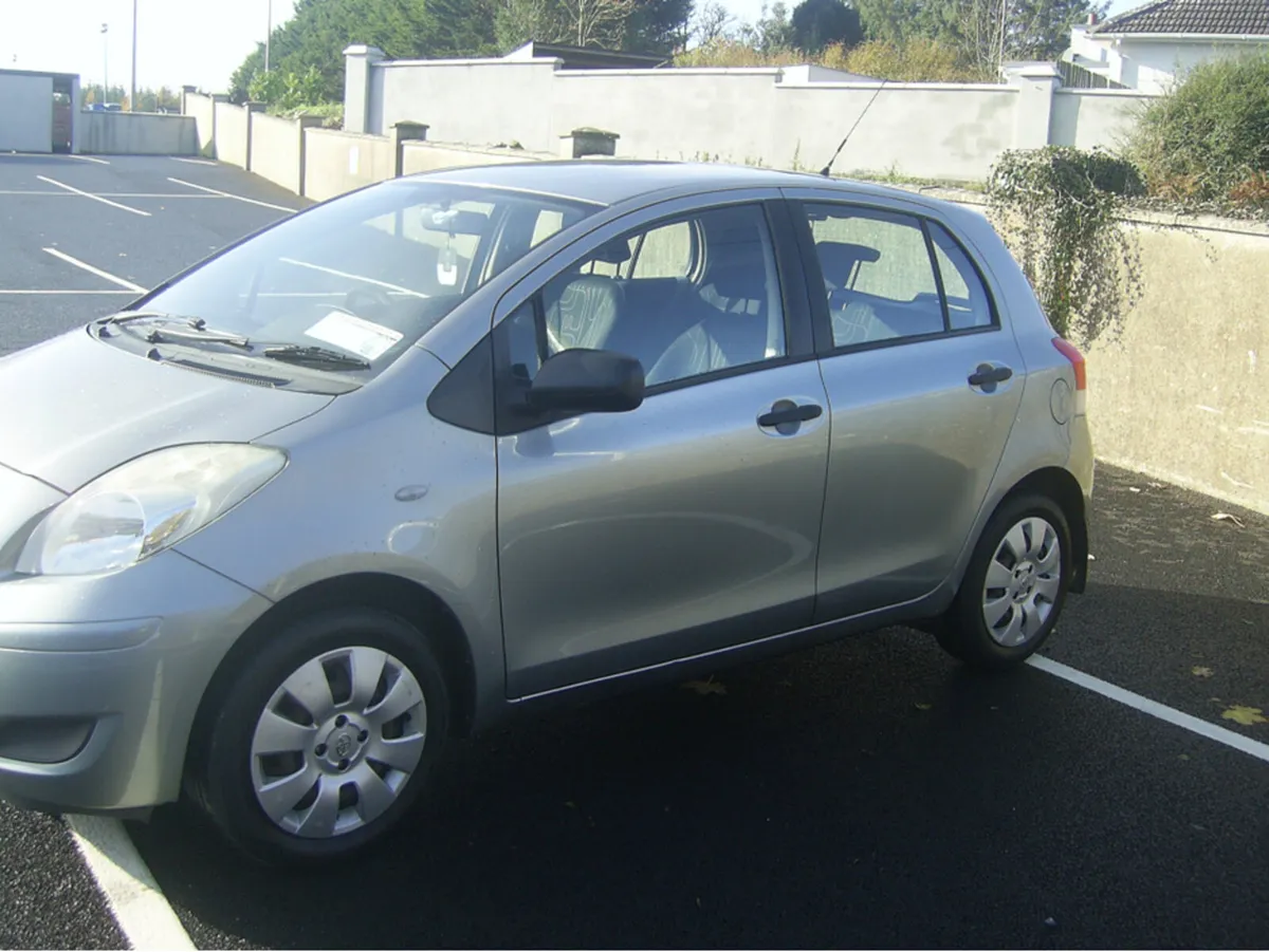 Toyota Yaris MC 1.0 TERRA 5DR - Image 2