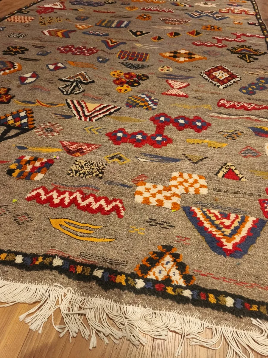Rug - Image 1