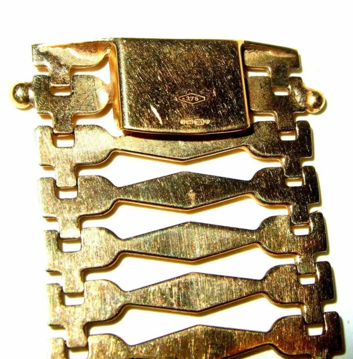 Vintage Hallmarked 9ct Gold Cuff Bracelet - Image 3