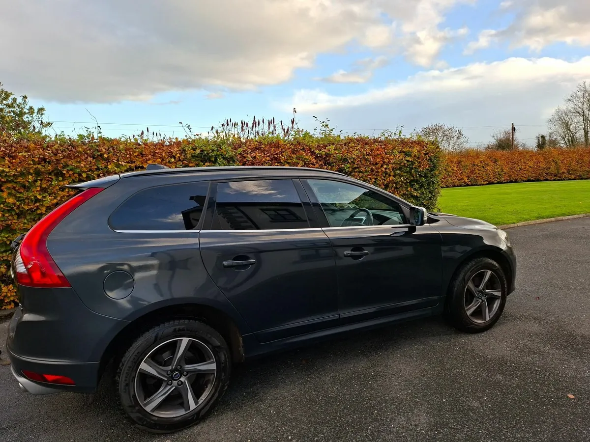 Volvo XC60 2014 - Image 2