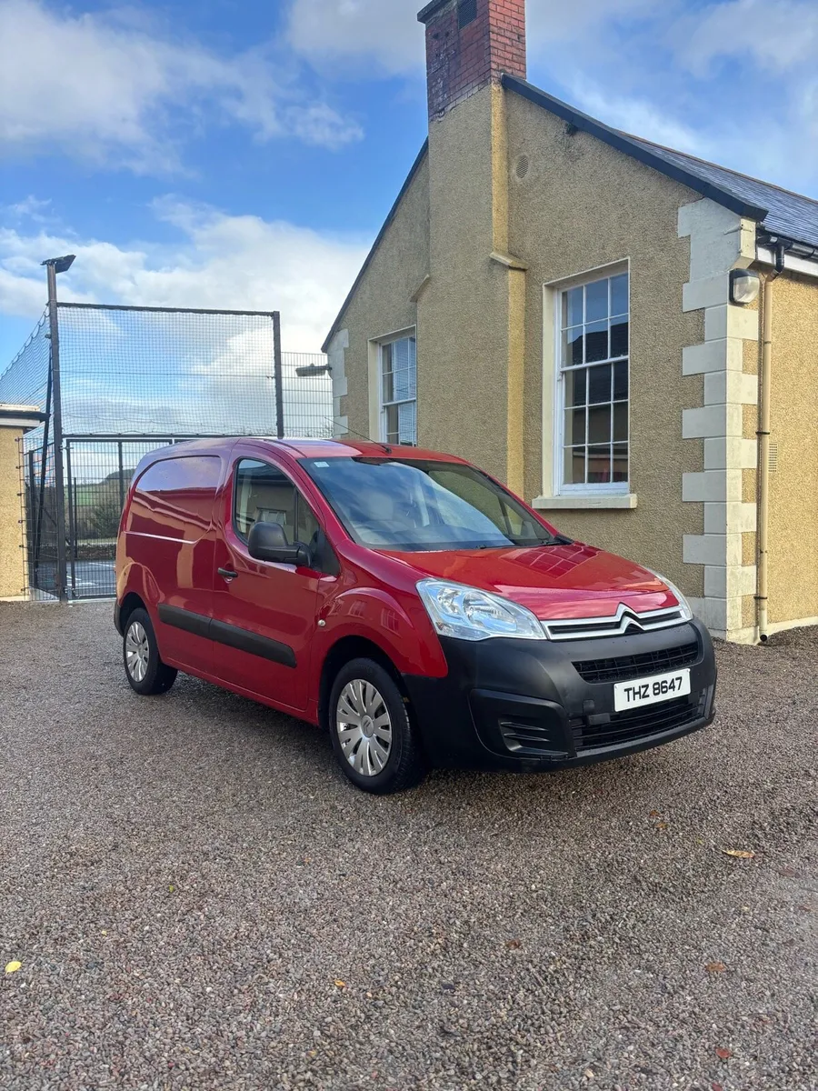 2015 Citroen berlingo - Image 1