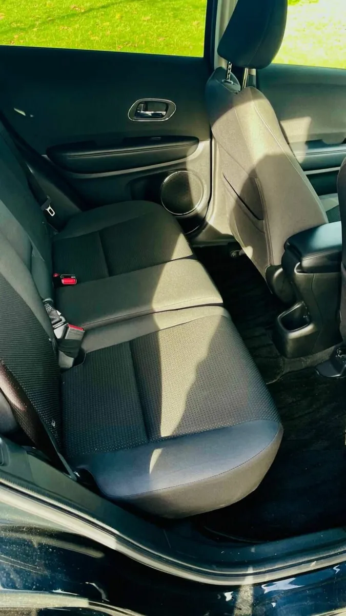 Honda Vezel 2018 - Image 4