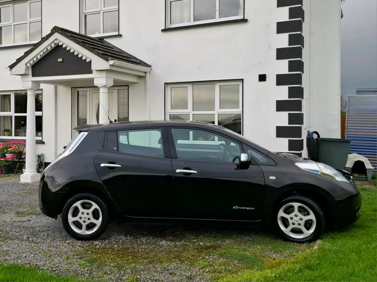 2017 30kw SV Low132kkm SOH 8 BARS-RANGE 140-120 km - Image 3