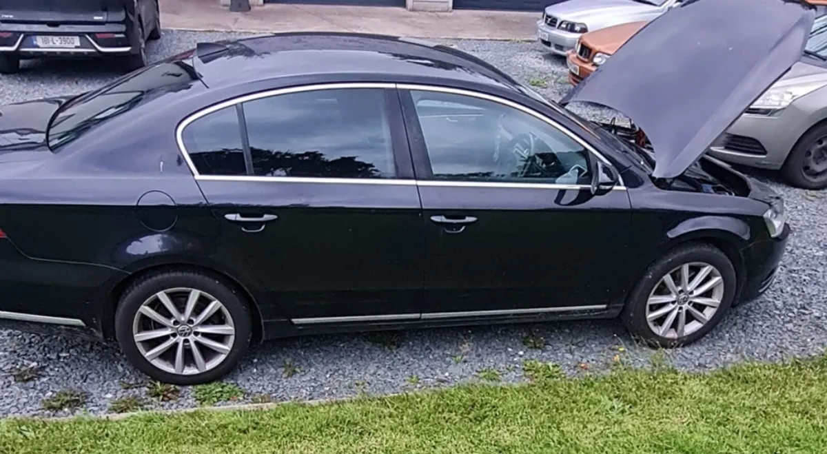 2013 VW Passat highline model. - Image 3