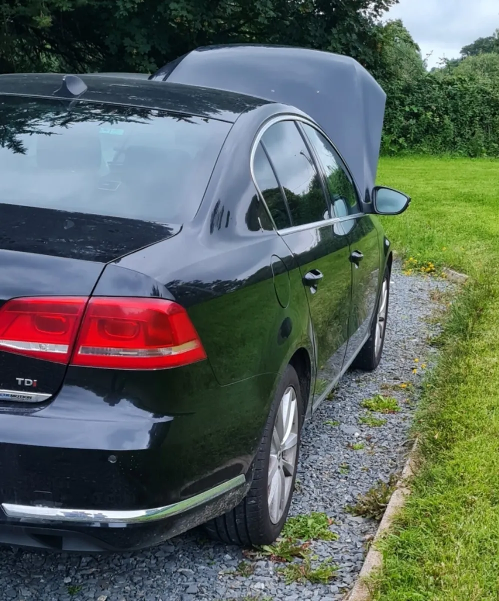 2013 VW Passat highline model. - Image 4