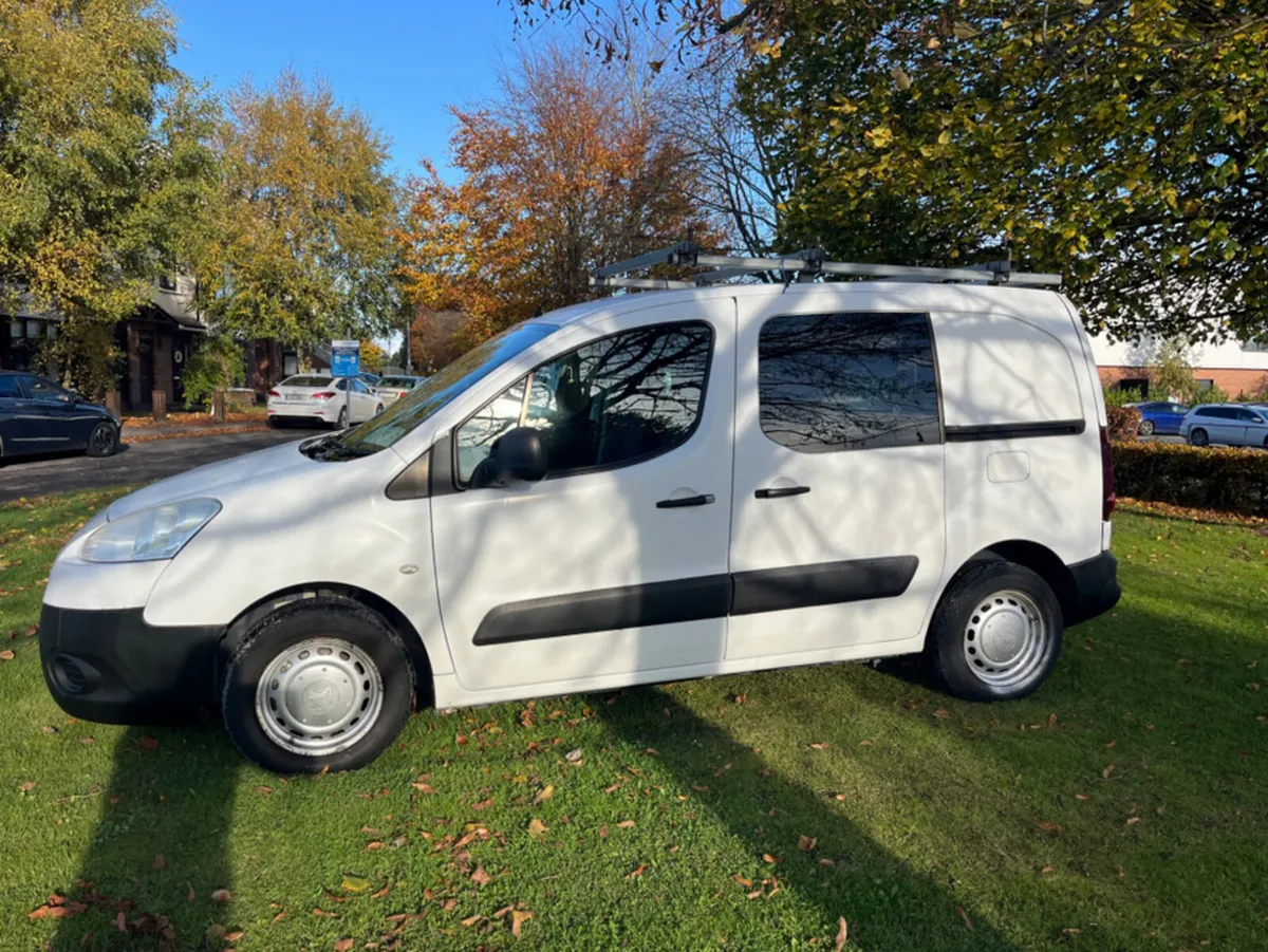 Peugeot Partner 850 S L1 90PS SE 1.6H 5DR - Image 3