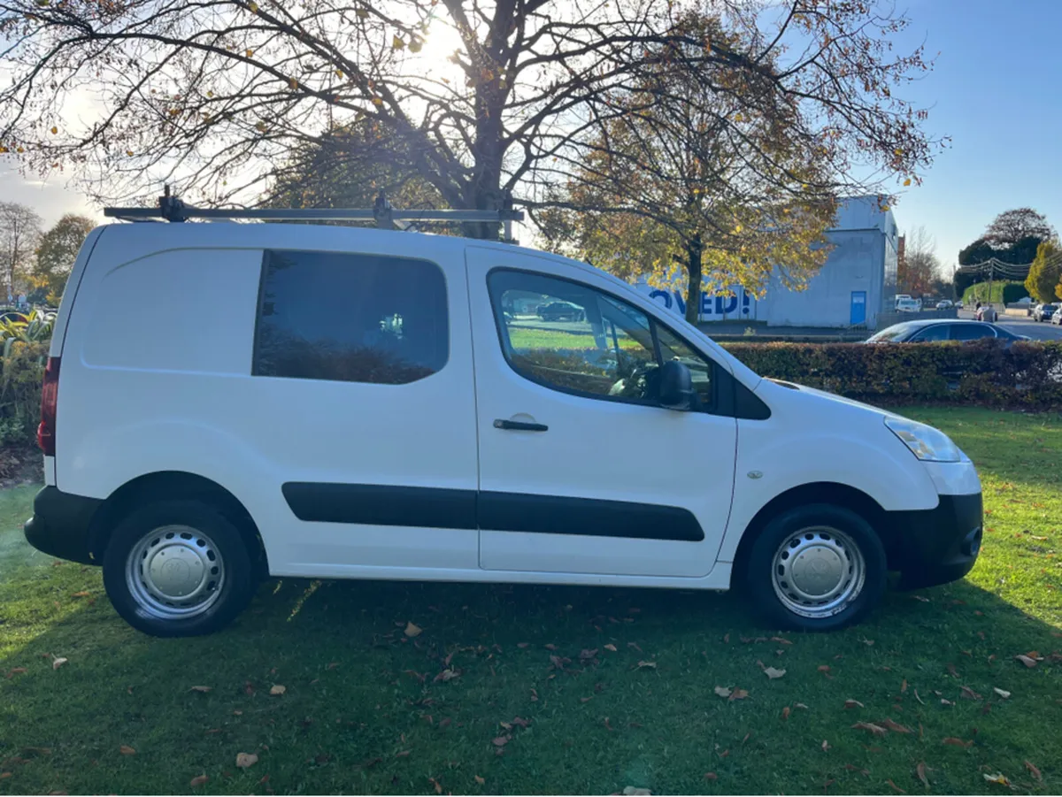 Peugeot Partner 850 S L1 90PS SE 1.6H 5DR - Image 4