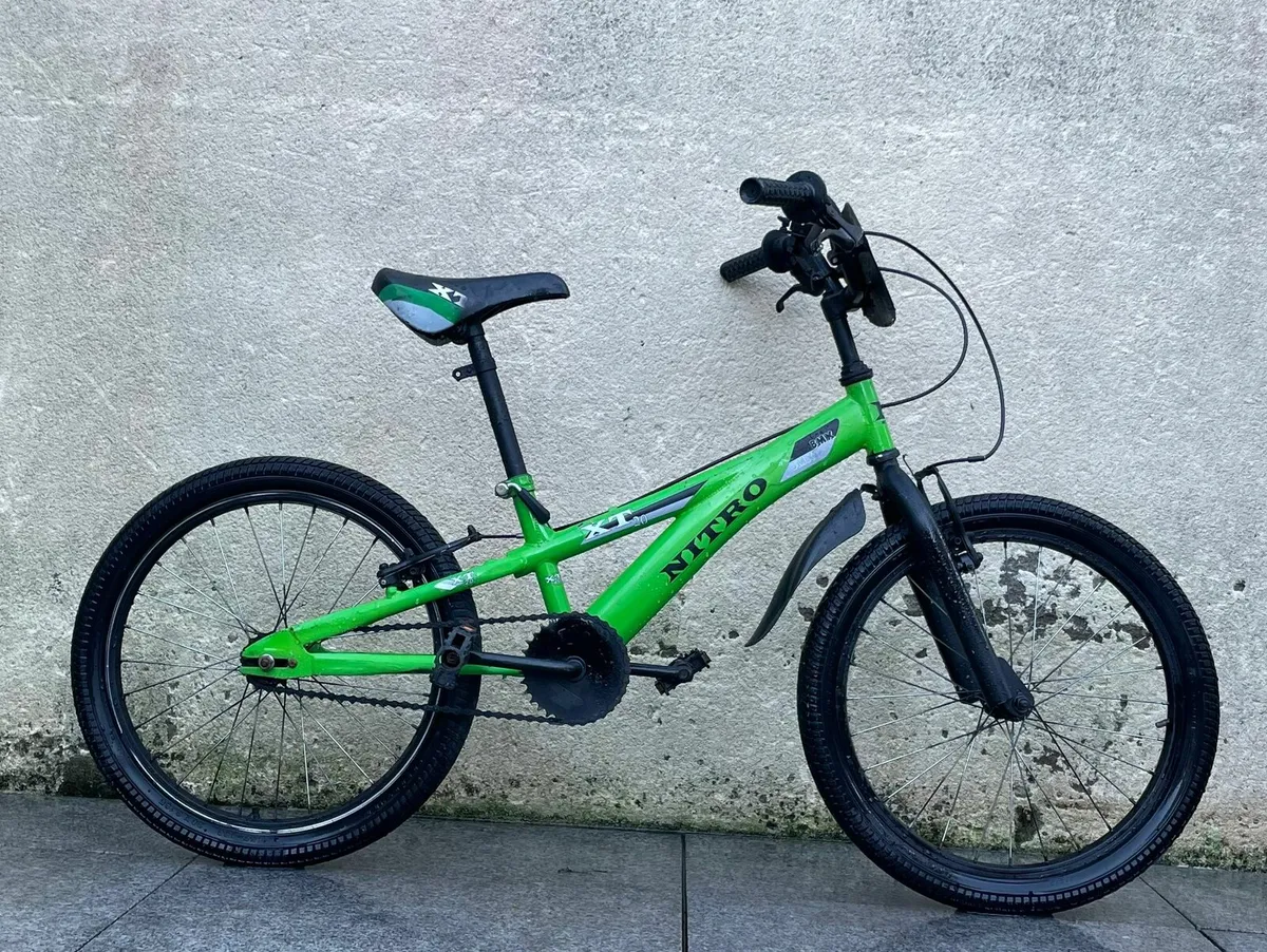 Boys bike 20" wheels - Image 1