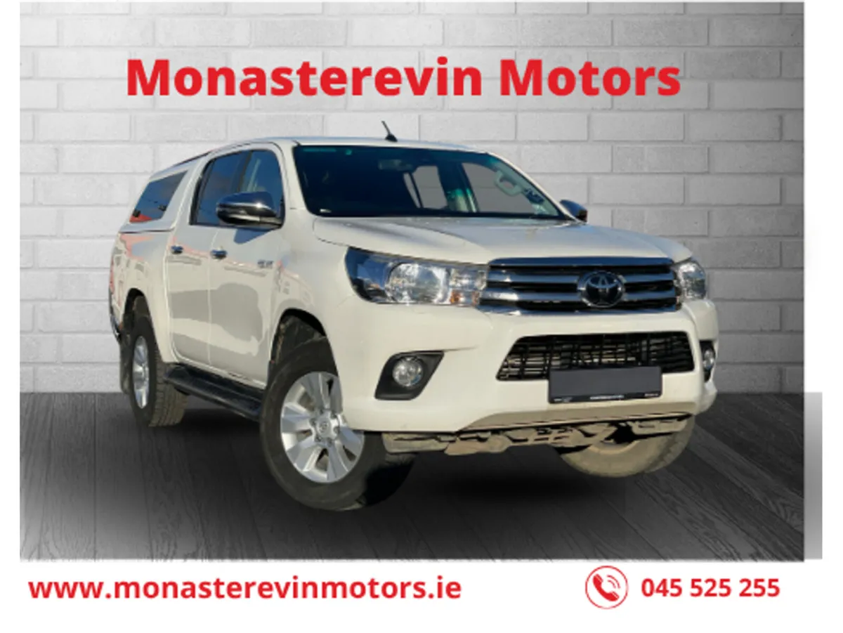 Toyota Hilux DOUBLE CAB SR5 4DR DREW - Image 1