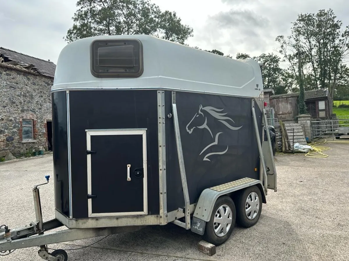 Horse Box - Image 2