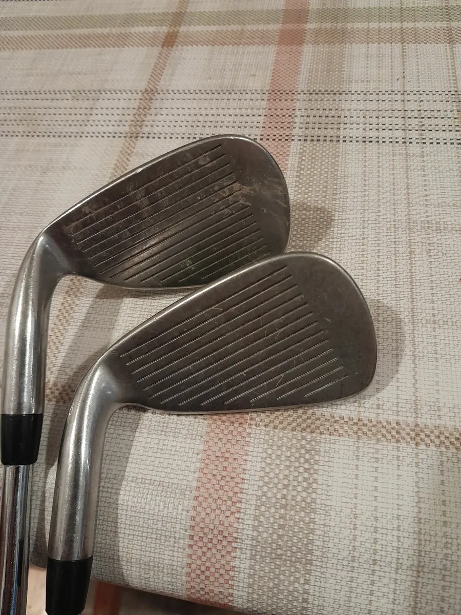 Set 2 Taylormade irons 7 anf 9 - Image 3