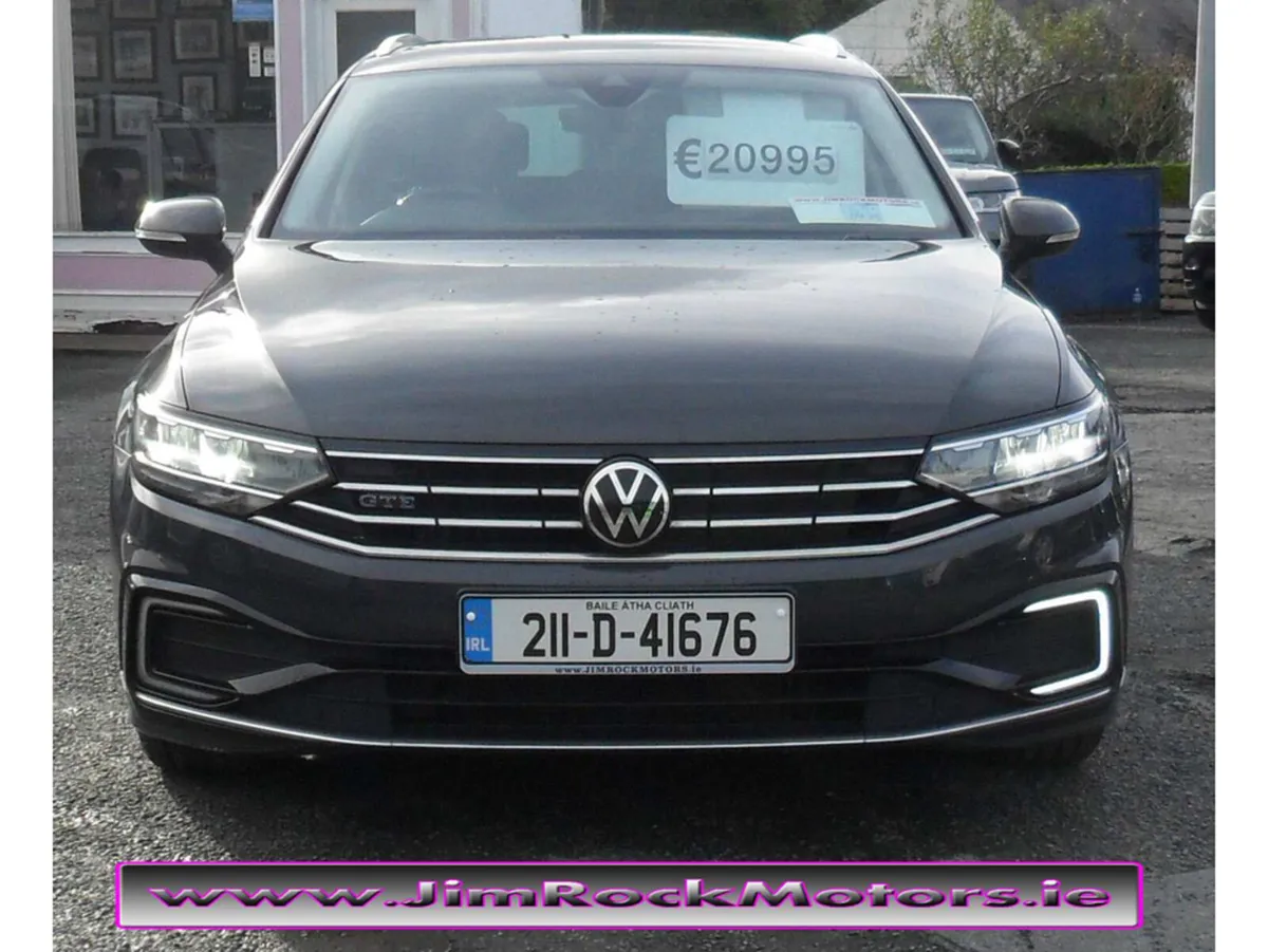 Volkswagen Passat GTE S-A DSG - Image 2